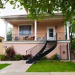 Large Spacious Beautiful Home